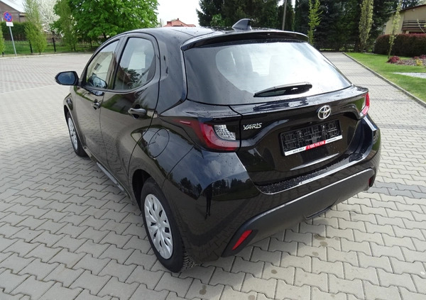 Toyota Yaris cena 64990 przebieg: 13555, rok produkcji 2022 z Piekary Śląskie małe 631